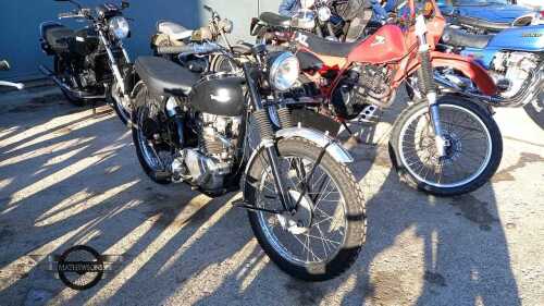 1952 TRIUMPH TROPHY