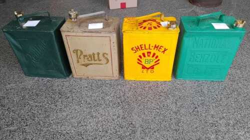 4X 2 GALLON PETROL CANS