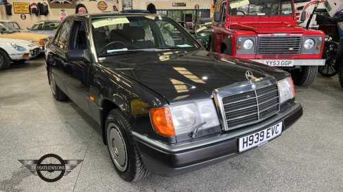 1990 MERCEDES 260E AUTO