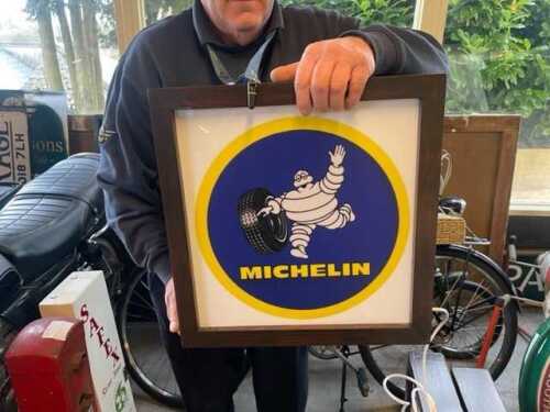 MICHELIN MAN LIGHTBOX