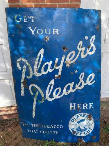 LARGE PLAYERS SIGN