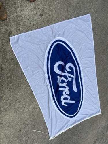 LARGE FORD FLAG