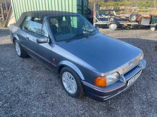 1990 FORD ESCORT XR3i