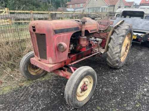 1963 DAVID BROWN TRACTOR