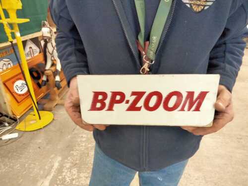 BP ZOOM SIGN